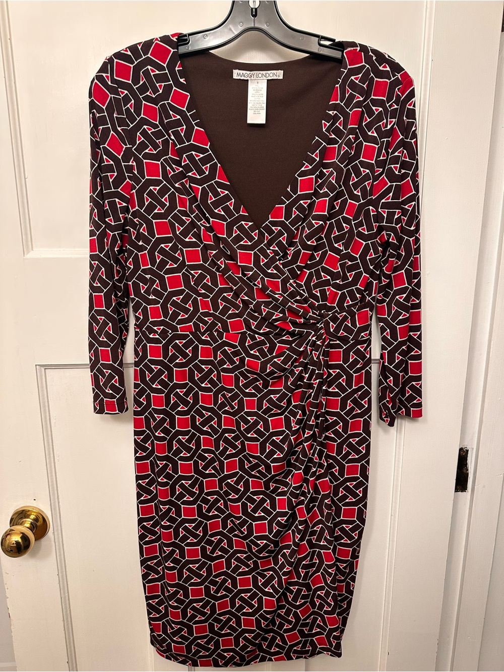 ⭐️ Maggy London Sz 8 Red & Brown Geometric Wrap Dress